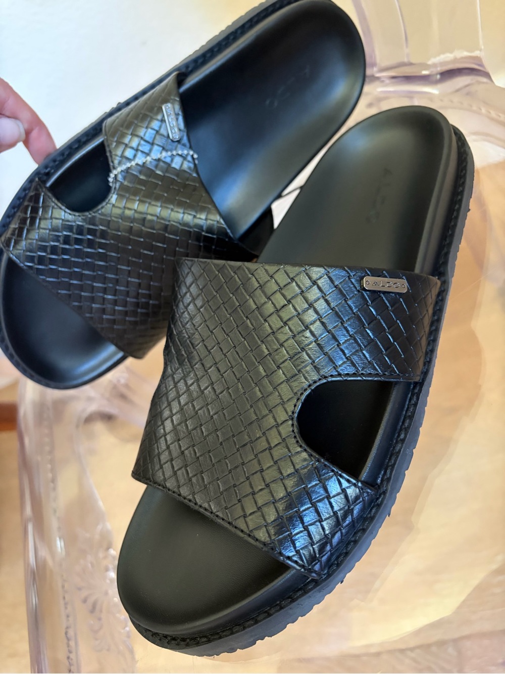 Men's 7/ W 8.5-9 Aldo Black Slides, Woven Upper